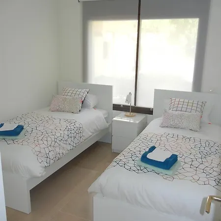2195-Apt With Terrace And Golf View Apartment