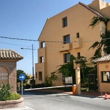 2195-Apt With Terrace And Golf View Manilva